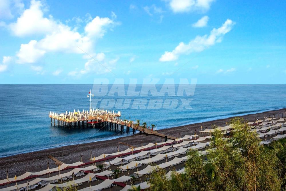 почивка в Delphin Deluxe Resort