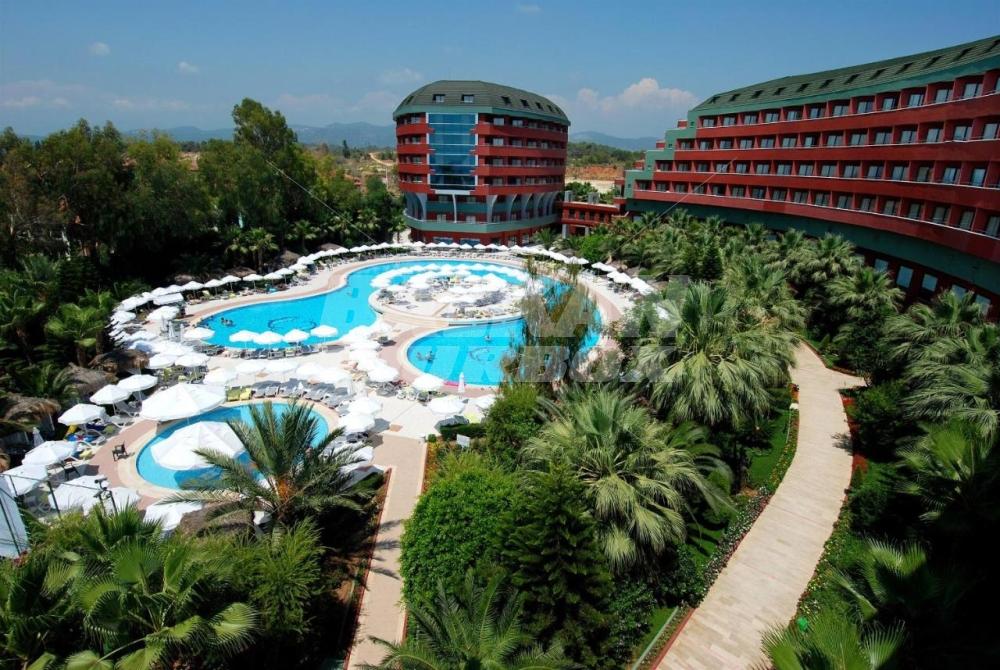 почивка в Delphin Deluxe Resort