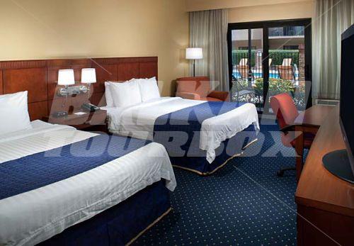 почивка в Courtyard by Marriott West Palm Beach