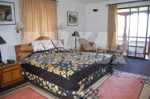 holiday in Mirabelle