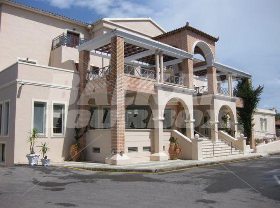 почивка в Apollo Palace and Village
