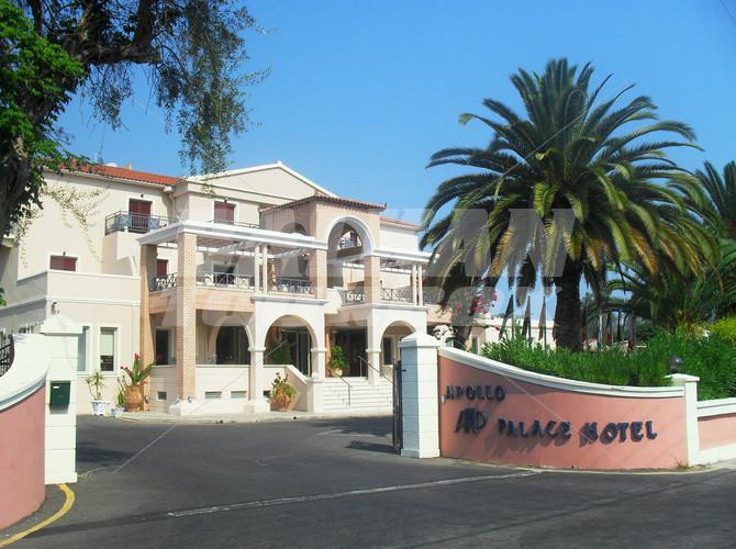 почивка в  Apollo Palace and Village