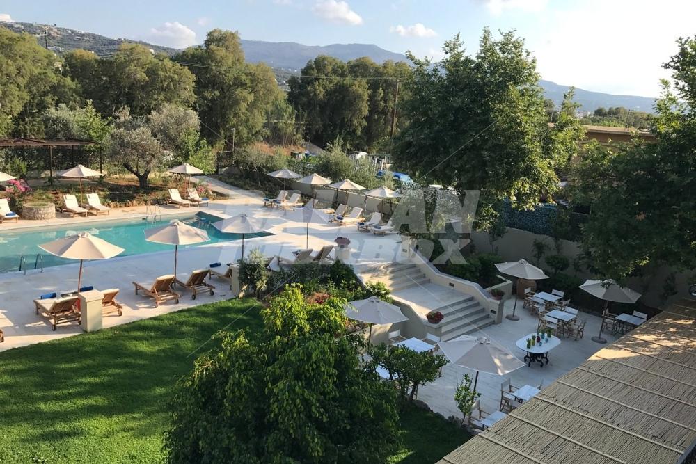 holiday in Villa Oliva by Grecotel