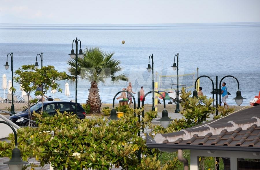 holiday in Villa Paradise