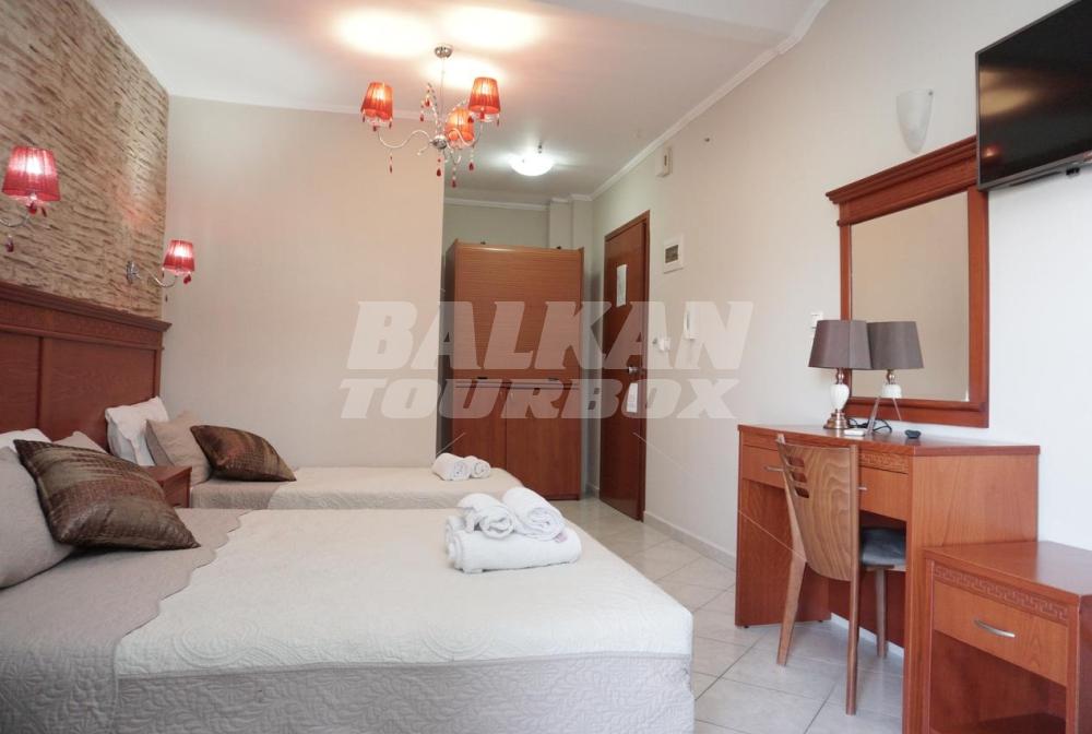 holiday in Villa Paradise