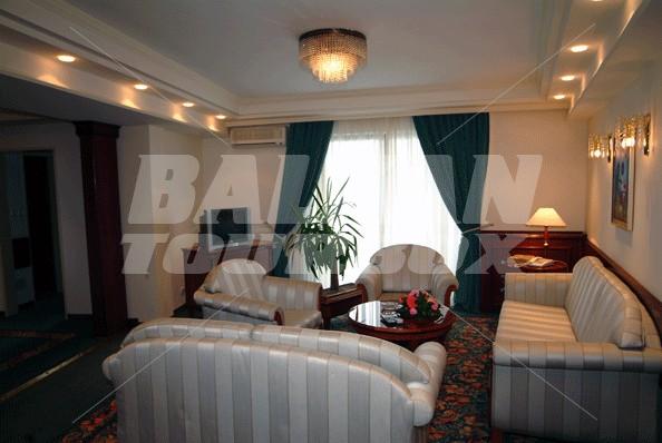 holiday in Metropol