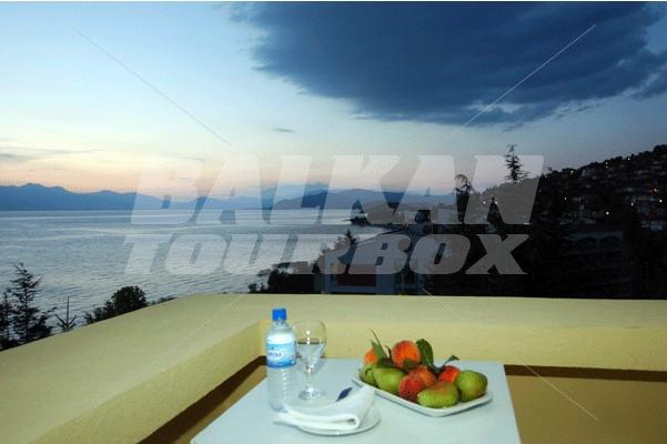 holiday in Metropol