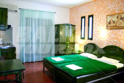 holiday in Kastro Apartments
