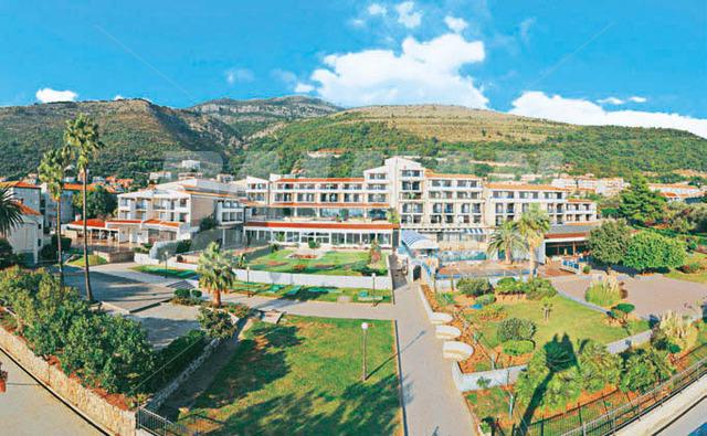 holiday in Palas