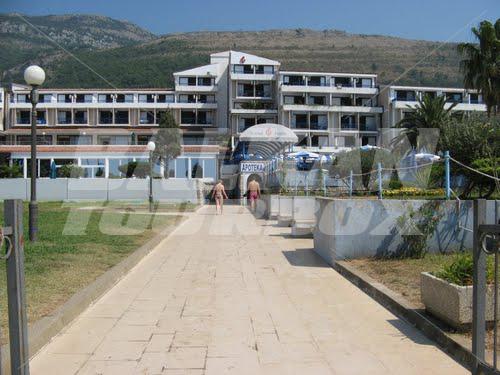 holiday in Palas
