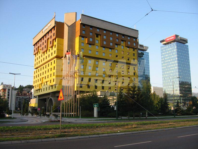 holiday in  Holiday Inn Sarajevo