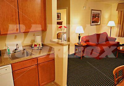 почивка в TownePlace Suites by Marriott Thousand Oaks Ventura County