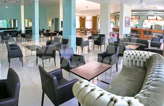 holiday in Silver Bay Hotel and Bungalows