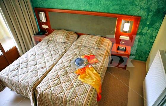 holiday in Silver Bay Hotel and Bungalows