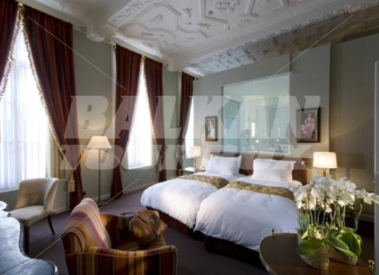 holiday in Dukes Palace