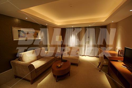 holiday in Howard Johnson All Suites