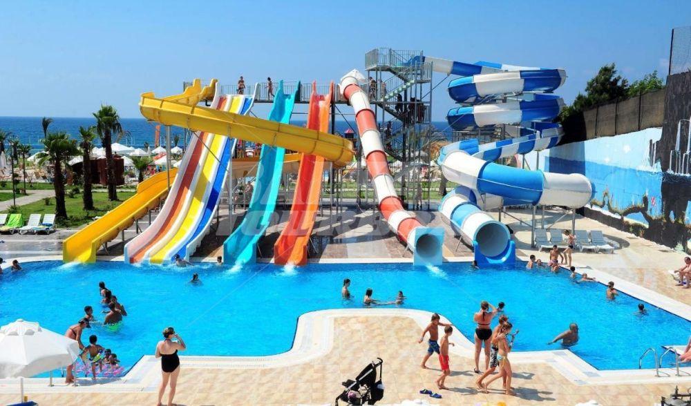 почивка в Sea Planet Resort and Spa