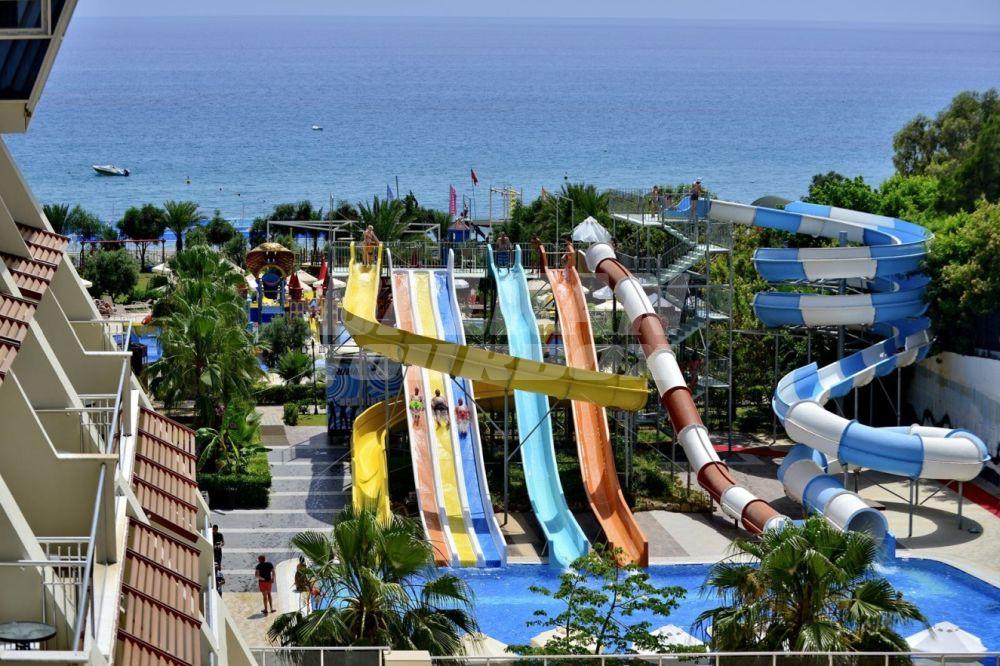 почивка в Sea Planet Resort and Spa