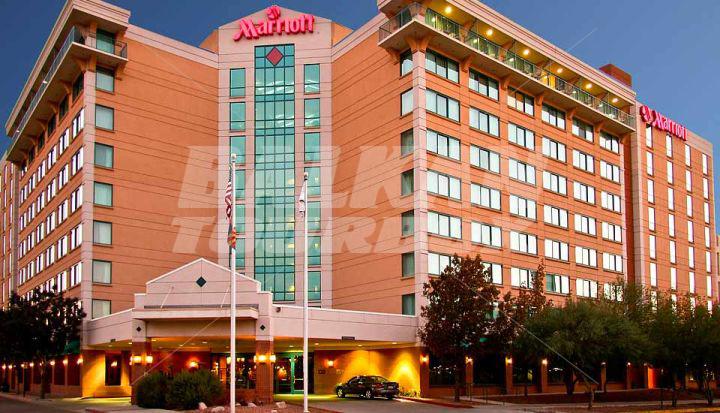 почивка в  Tucson Marriott University Park