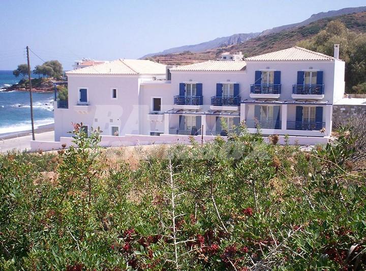 почивка в  Maneas Beach