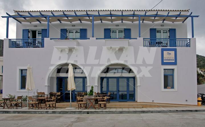 почивка в Maneas Beach