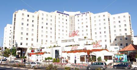 holiday in Jerusalem Gate
