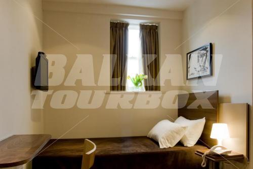 почивка в Avni Kensington