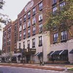 Хотел Courtyard by Marriott Savannah Downtown/Historic District, , Савана - Джорджия