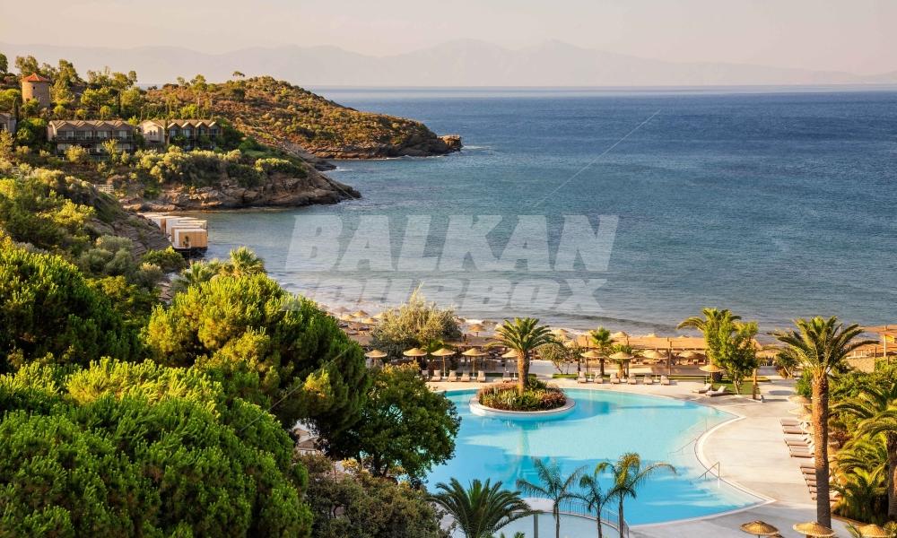 holiday in Club Marvy by Paloma