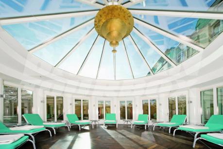 почивка в Grand Elysee Hamburg