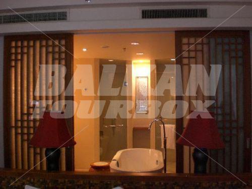 holiday in Crowne Plaza