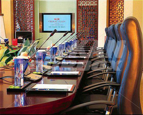 holiday in Crowne Plaza