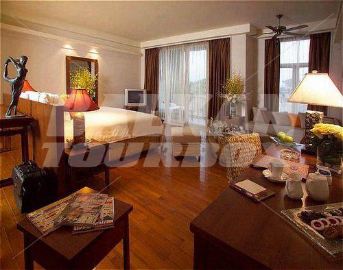 holiday in Crowne Plaza