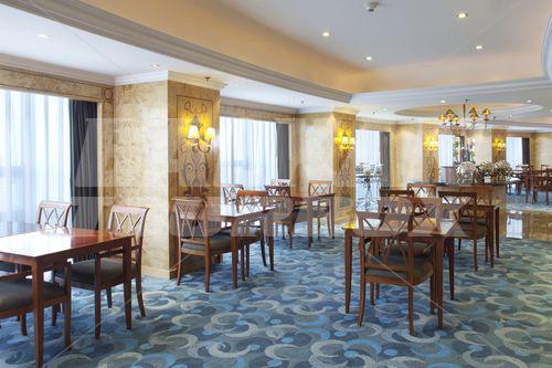 holiday in Crowne Plaza