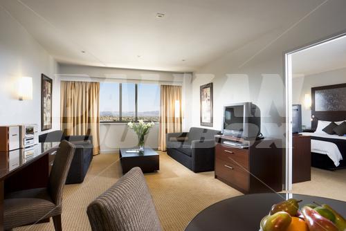 почивка в Stamford Plaza Adelaide