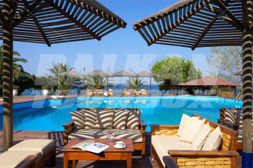 holiday in Kamari Beach