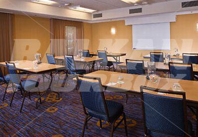почивка в Courtyard by Marriott Charlotte SouthPark