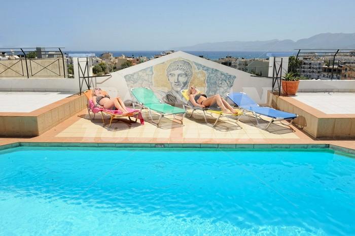 holiday in Apollo Apartments