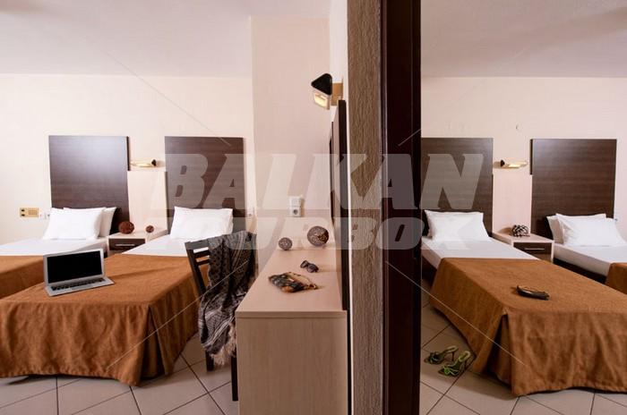 holiday in Apollo Apartments
