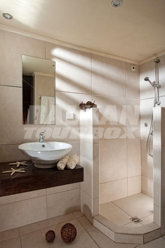 holiday in Apollo Apartments