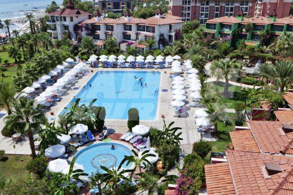почивка в Saphir Hotel