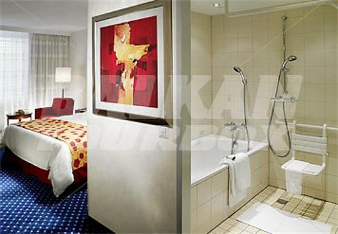 почивка в Courtyard By Marriott Zurich Nord