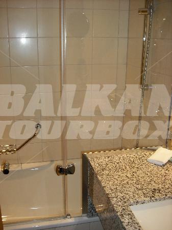 почивка в Courtyard By Marriott Zurich Nord