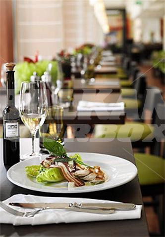 почивка в Courtyard By Marriott Zurich Nord