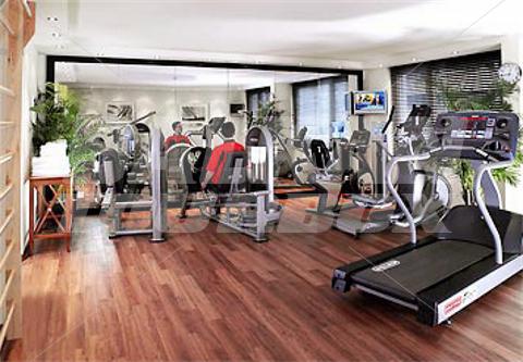 почивка в Courtyard By Marriott Zurich Nord