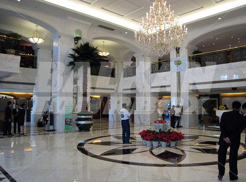holiday in King Wing