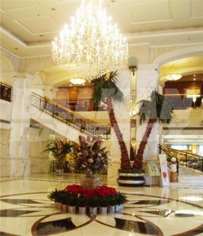 holiday in King Wing