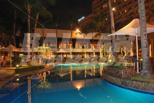 holiday in Sofitel Philippines Plaza