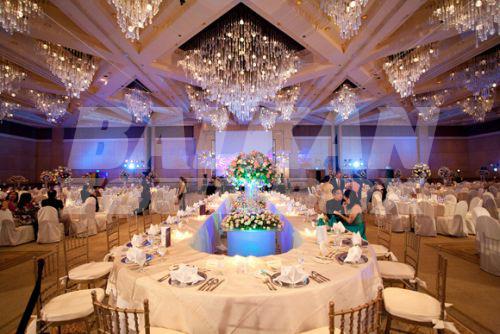 holiday in Sofitel Philippines Plaza