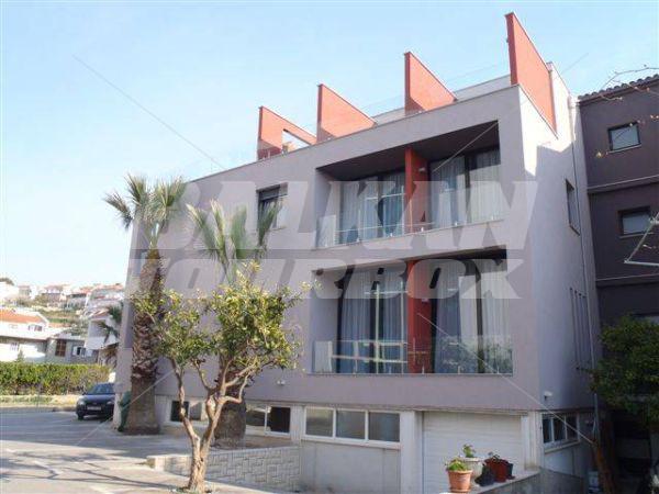 holiday in  Gala Split